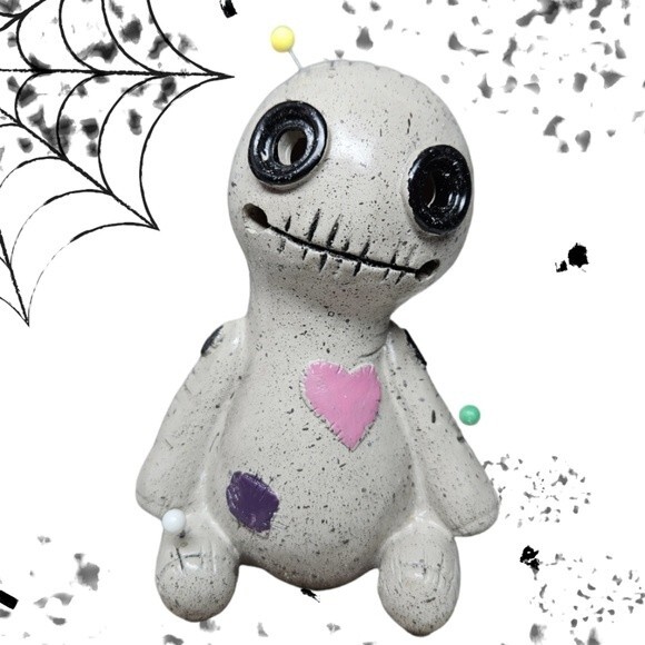 Voodoo Pin Doll Original Incense Cone Burner Holder Smokes from Eyes Cursed Rag - Picture 12 of 12